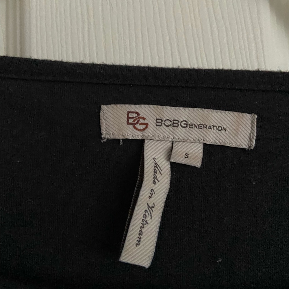 BCBG Top - Picture 4 of 4